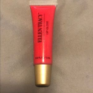 Ellen Tracy lip gloss